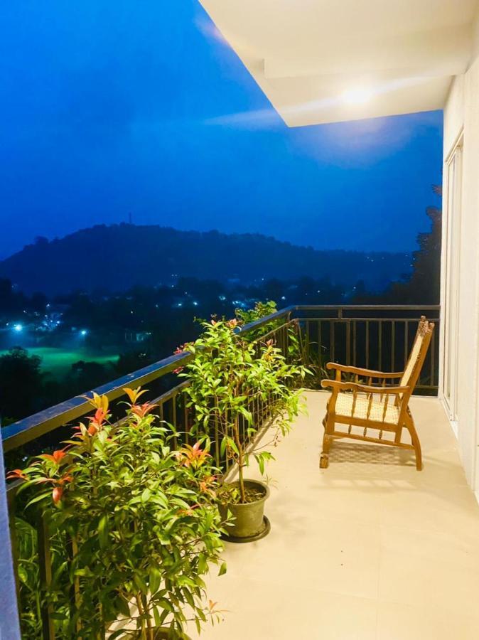 Sky Edge Homestay Kandy Exterior photo